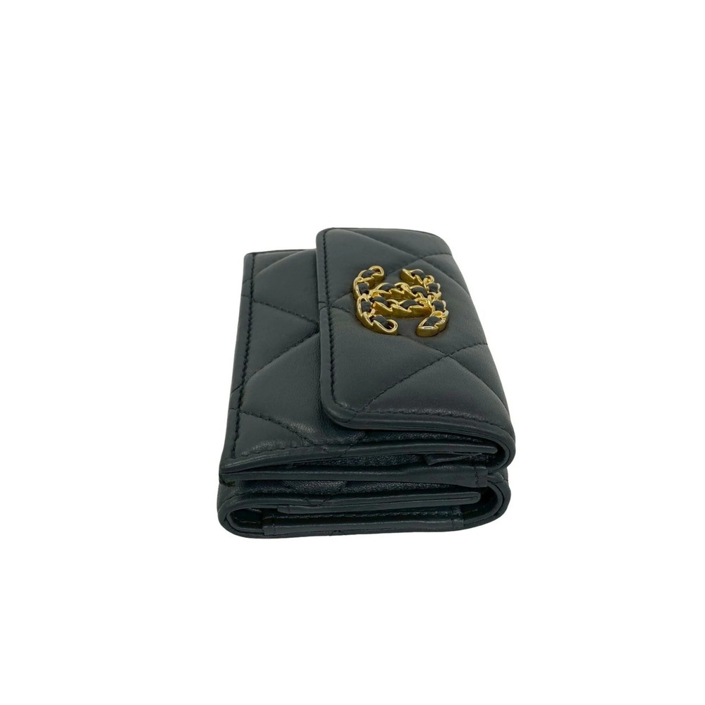 CHANEL Gray Lambskin Leather Logo Wallet - Picture 5 of 10